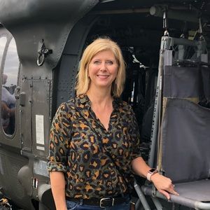 Meet your Posher, Dana